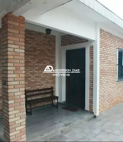 Casa com 3 dormitórios à venda, 180 m² por R$ 690.000 - Centro - Caraguatatuba/SP